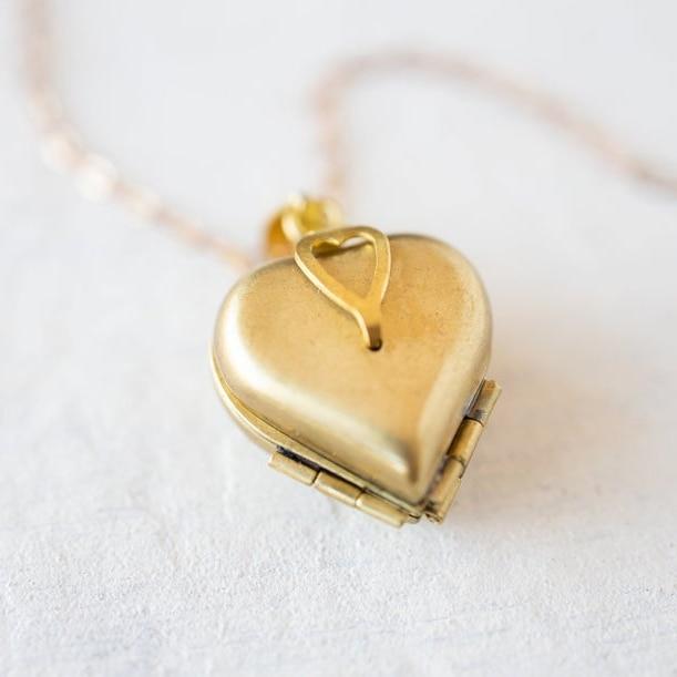 Vintage Heart Shaped 4 Layer DIY Photo Locket Necklace
